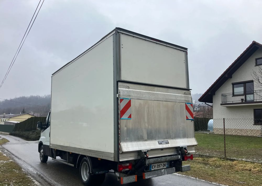 Iveco DAILY 35C16 kontener kurierka winda - Box van: picture 4 Iveco DAILY 35C16 kontener kurierka winda - Box van: picture 4