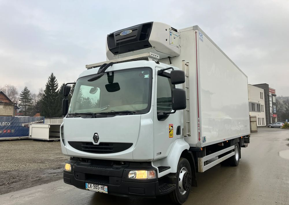 Renault Renault Midlum 220chłodnia izoterma - Refrigerator truck: picture 1 Renault Renault Midlum 220chłodnia izoterma - Refrigerator truck: picture 1