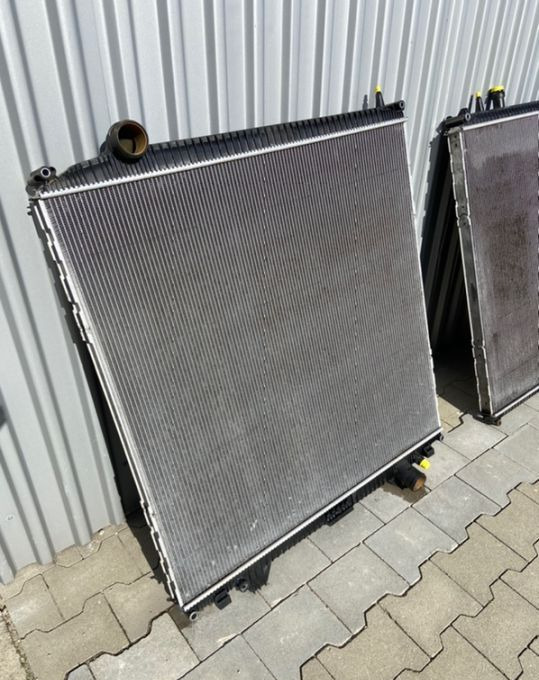 Chłodnica wody MAN TGX euro 6 90 cm - Radiator for Car: picture 1 Chłodnica wody MAN TGX euro 6 90 cm - Radiator for Car: picture 1