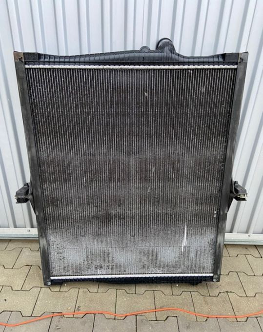 Chłodnica wody Volvo FH 4 euro 6 - Radiator for Truck: picture 2 Chłodnica wody Volvo FH 4 euro 6 - Radiator for Truck: picture 2