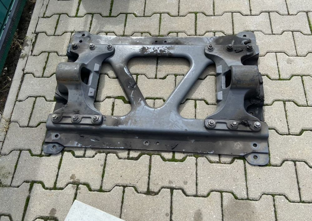 Płyta montażowa pod siodło DAF łapy Jost 150mm SK 0010056 - Fifth wheel coupling for Truck: picture 1 Płyta montażowa pod siodło DAF łapy Jost 150mm SK 0010056 - Fifth wheel coupling for Truck: picture 1