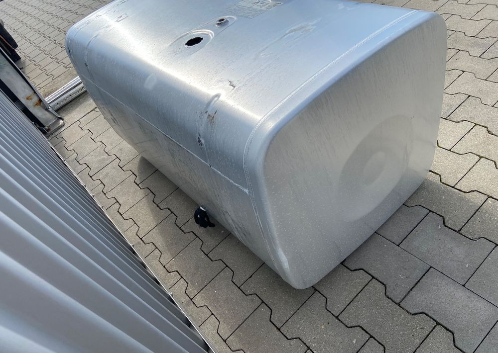 Zbiornik paliwa MAN TGX TGS 490 litrów bak - Fuel tank for Truck: picture 4 Zbiornik paliwa MAN TGX TGS 490 litrów bak - Fuel tank for Truck: picture 4