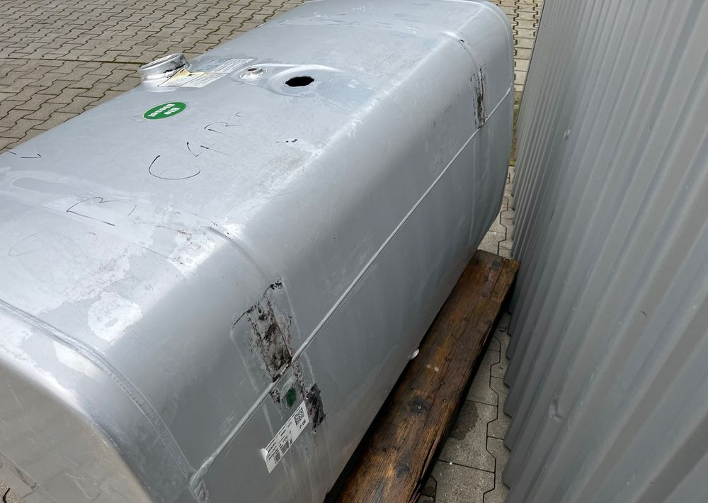 Zbiornik paliwa MAN TGX TGS 580 litrów bak - Fuel system for Truck: picture 4 Zbiornik paliwa MAN TGX TGS 580 litrów bak - Fuel system for Truck: picture 4