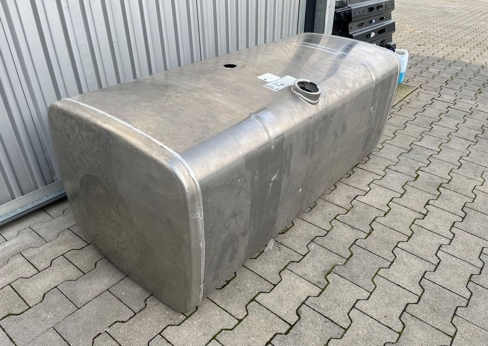 Zbiornik paliwa MAN TGX TGS 590 litrów bak - Fuel system for Truck: picture 3 Zbiornik paliwa MAN TGX TGS 590 litrów bak - Fuel system for Truck: picture 3