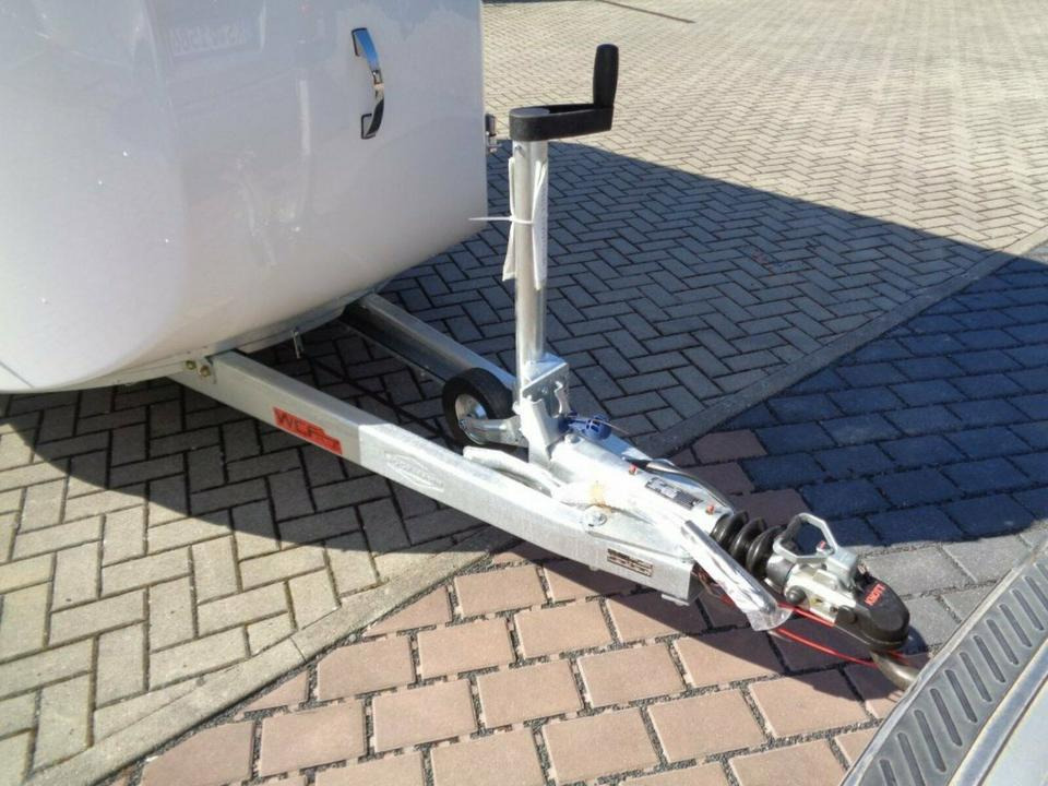 Horse trailer Böckmann Grand Master, WCF, 2,7 to. 100 km/h,Videoüberwachung,: picture 14 Horse trailer Böckmann Grand Master, WCF, 2,7 to. 100 km/h,Videoüberwachung,: picture 14