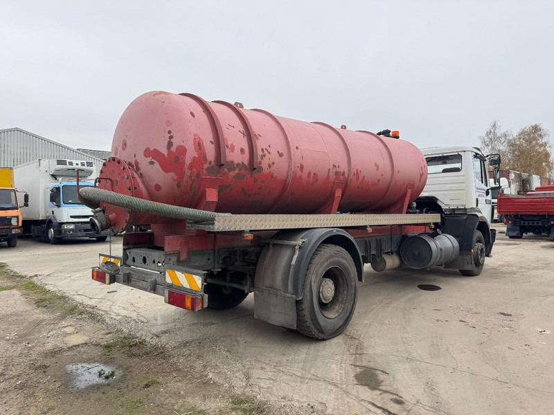 Mercedes-Benz SK 1824 (10.000 L / GRAND PONT / LAMES / V6 MOTEUR / PARFAIT ETAT) - Vacuum truck: picture 5 Mercedes-Benz SK 1824 (10.000 L / GRAND PONT / LAMES / V6 MOTEUR / PARFAIT ETAT) - Vacuum truck: picture 5