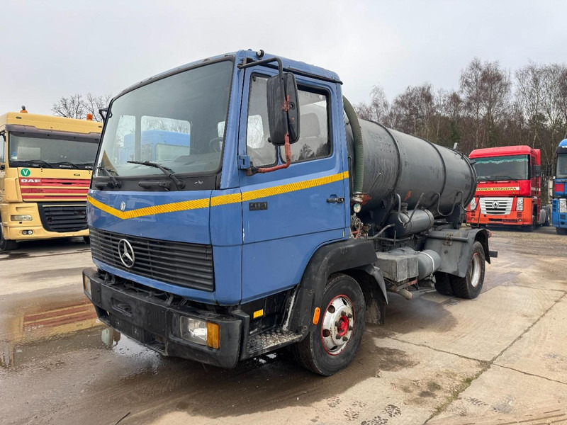 Mercedes-Benz SK 914 (8000 L / 6 CYLINDER / MANUAL PUMP / STEEL SUSPENSION) - Tank truck: picture 1 Mercedes-Benz SK 914 (8000 L / 6 CYLINDER / MANUAL PUMP / STEEL SUSPENSION) - Tank truck: picture 1