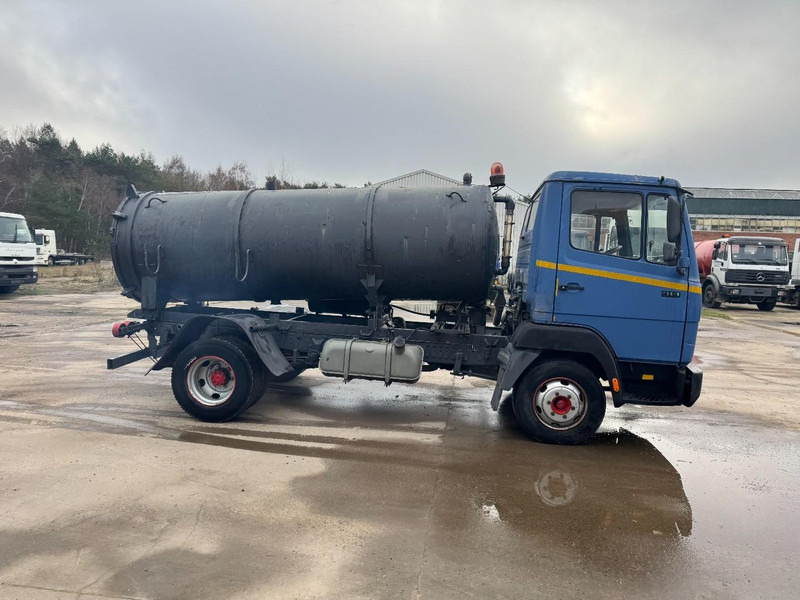 Mercedes-Benz SK 914 (8000 L / 6 CYLINDER / MANUAL PUMP / STEEL SUSPENSION) - Tank truck: picture 4 Mercedes-Benz SK 914 (8000 L / 6 CYLINDER / MANUAL PUMP / STEEL SUSPENSION) - Tank truck: picture 4