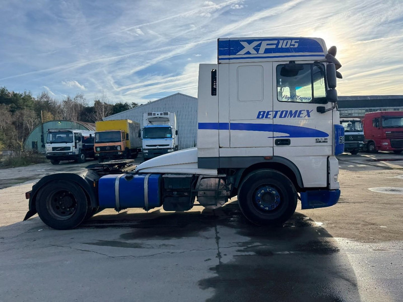 DAF 105 XF 460 Space Cab (MANUAL GEARBOX / BOITE MANUELLE / 2011) - Tractor unit: picture 4 DAF 105 XF 460 Space Cab (MANUAL GEARBOX / BOITE MANUELLE / 2011) - Tractor unit: picture 4