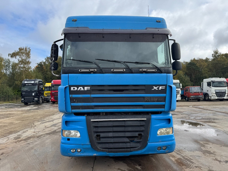 DAF 105 XF 460 Space Cab (MANUAL GEARBOX / BOITE MANUELLE) - Tractor unit: picture 2 DAF 105 XF 460 Space Cab (MANUAL GEARBOX / BOITE MANUELLE) - Tractor unit: picture 2
