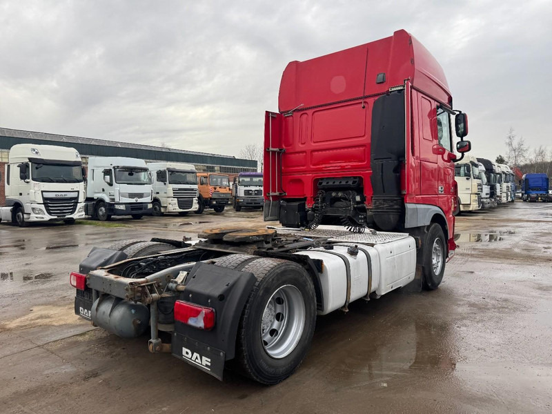 DAF XF 460 Super Space Cab (MANUAL GEARBOX / BOITE MANUELLE / 848.000 km !!!) - Tractor unit: picture 5 DAF XF 460 Super Space Cab (MANUAL GEARBOX / BOITE MANUELLE / 848.000 km !!!) - Tractor unit: picture 5
