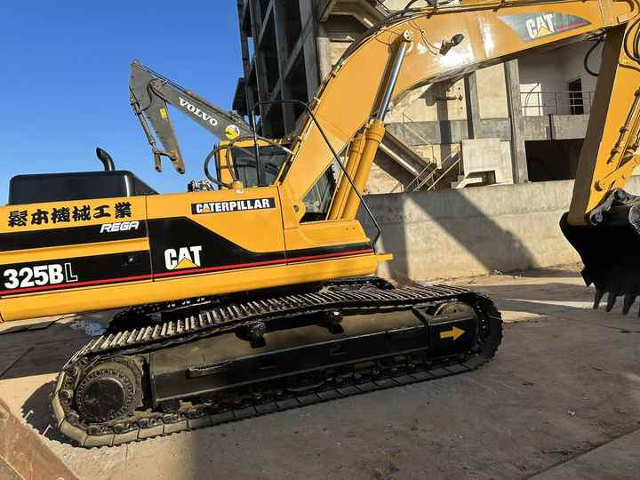 Excavator Cat325B Low Working Time CAT 320 325D 315D Excavator Caterpillar Used 25ton Cat325B Medium Size Digger: picture 6
