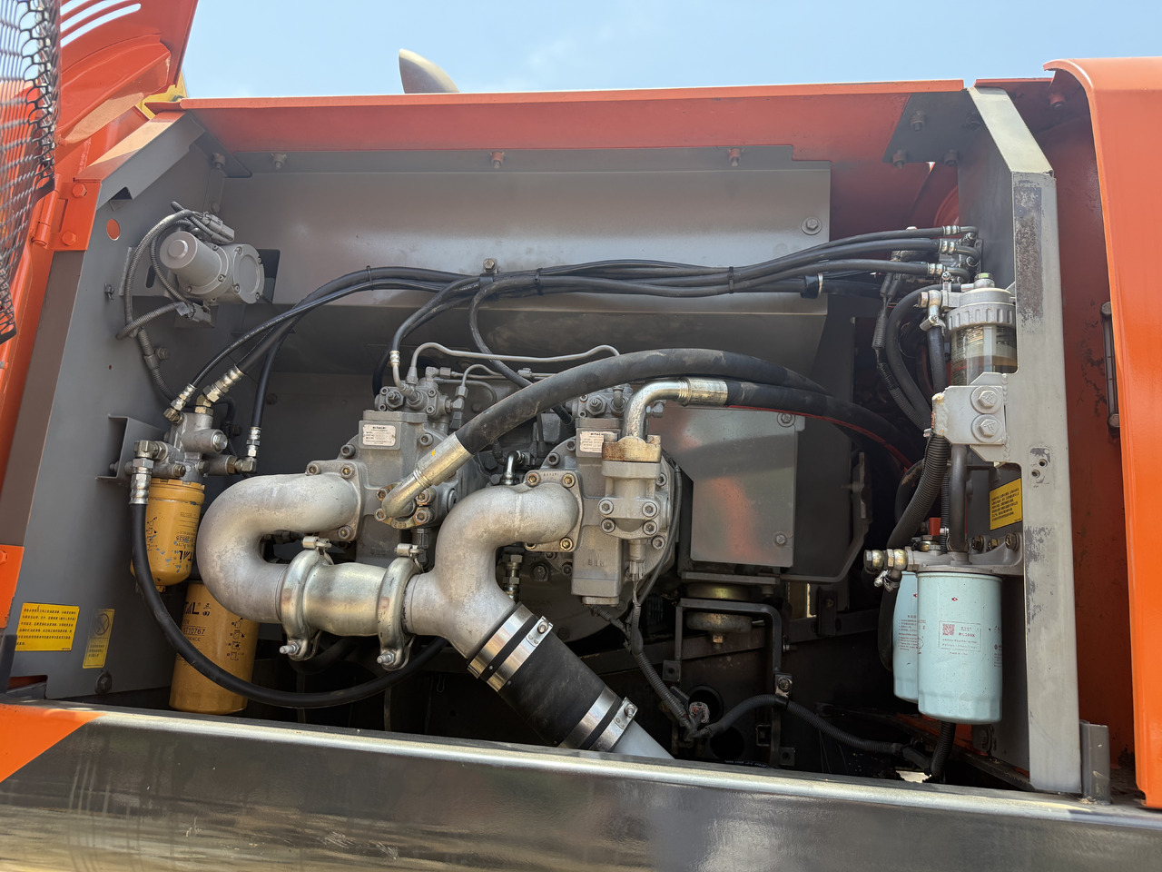 Wheel excavator HITACHI Used 350-5g Excavator: picture 17