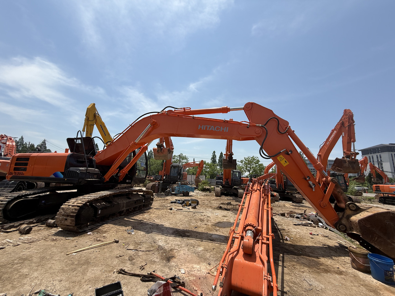 Wheel excavator HITACHI Used 350-5g Excavator: picture 10