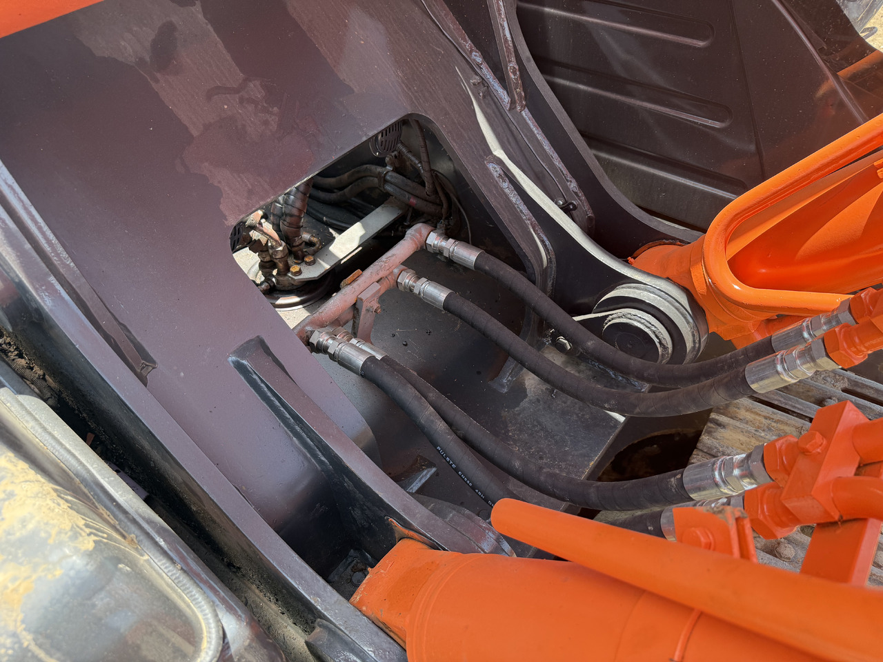 Wheel excavator HITACHI Used 350-5g Excavator: picture 22