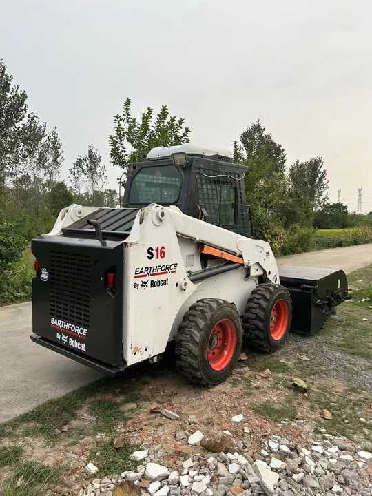 Used Bob Cat Bob Cat S16 Used Mini Skid Steer Wheel Loader Multifunctional Track Loaders Bobcat S16 2.7 Ton - Skid steer loader: picture 3 Used Bob Cat Bob Cat S16 Used Mini Skid Steer Wheel Loader Multifunctional Track Loaders Bobcat S16 2.7 Ton - Skid steer loader: picture 3