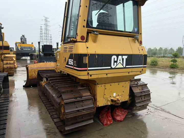 Used Cat D5G Crawler Bulldozer Original CAT Brand Bulldozer Second Hand Cat D5H D5 D5C D5N D5M LGP Dozer for Sale - Bulldozer: picture 3 Used Cat D5G Crawler Bulldozer Original CAT Brand Bulldozer Second Hand Cat D5H D5 D5C D5N D5M LGP Dozer for Sale - Bulldozer: picture 3