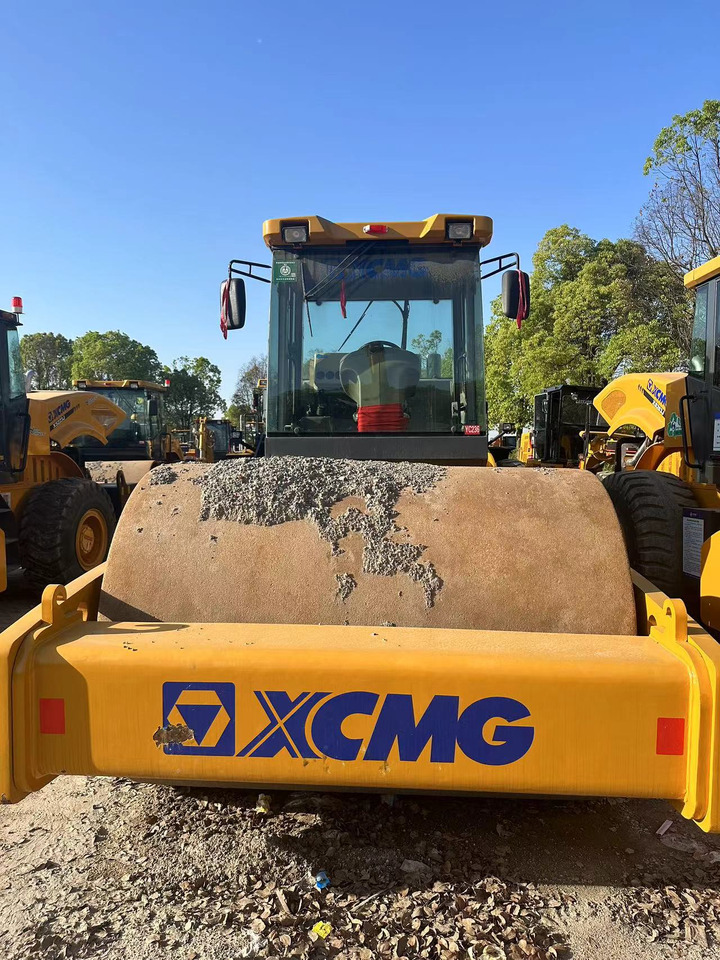 XCMG XS263J - Road roller: picture 5 XCMG XS263J - Road roller: picture 5