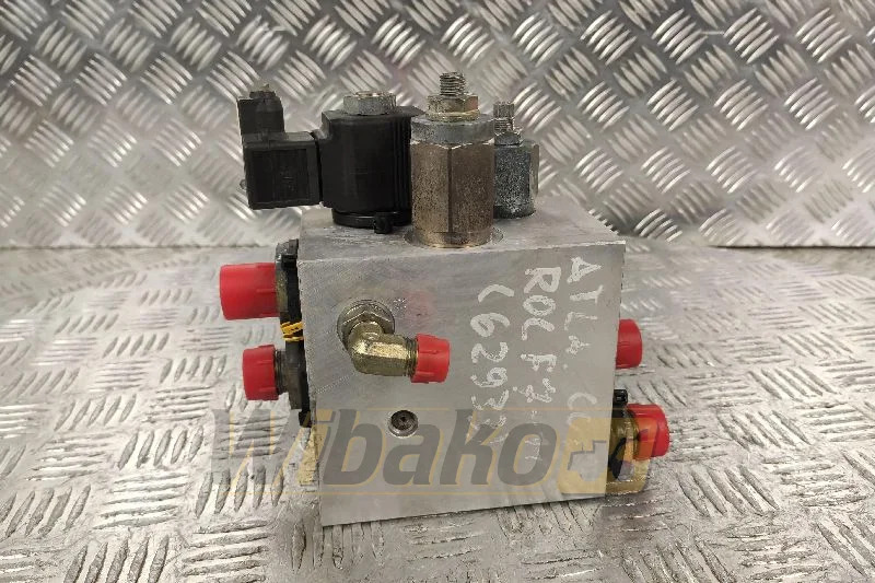 Atlas Copco ROC P7-11 - Hydraulic valve for Construction machinery: picture 1 Atlas Copco ROC P7-11 - Hydraulic valve for Construction machinery: picture 1
