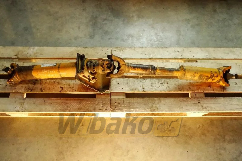 Case 721C - Drive shaft for Construction machinery: picture 1 Case 721C - Drive shaft for Construction machinery: picture 1