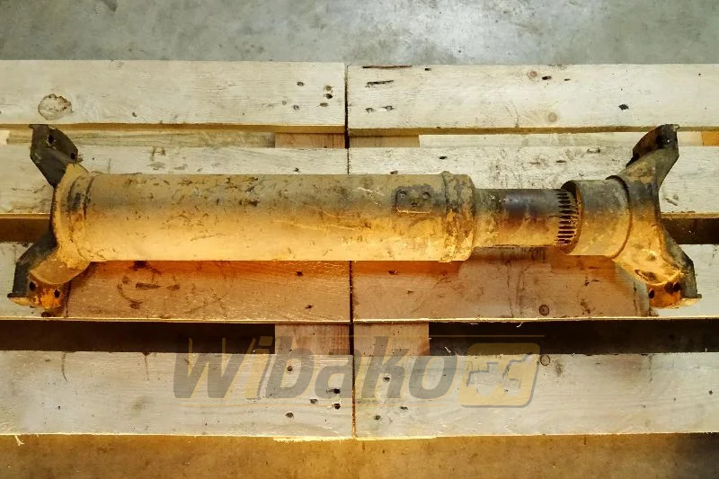 Case 921C - Drive shaft for Construction machinery: picture 1 Case 921C - Drive shaft for Construction machinery: picture 1