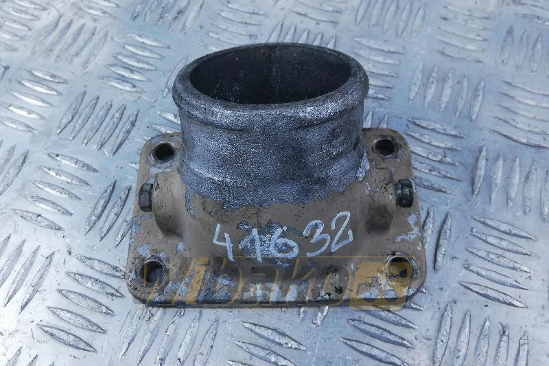 Cummins 3821643 - Intake manifold for Construction machinery: picture 1 Cummins 3821643 - Intake manifold for Construction machinery: picture 1