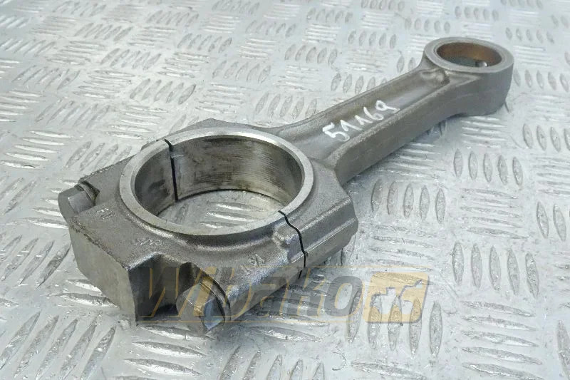 Deutz 04515491 - Connecting rod for Construction machinery: picture 1 Deutz 04515491 - Connecting rod for Construction machinery: picture 1