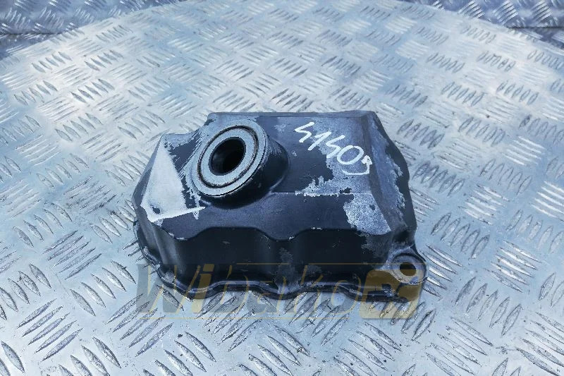 Komatsu SAA6D125E-3 6156-11-8500 - Cylinder head for Construction machinery: picture 1 Komatsu SAA6D125E-3 6156-11-8500 - Cylinder head for Construction machinery: picture 1