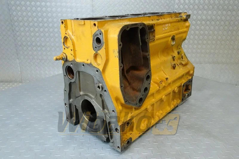 Liebherr L0-3021 - Cylinder block for Construction machinery: picture 1 Liebherr L0-3021 - Cylinder block for Construction machinery: picture 1