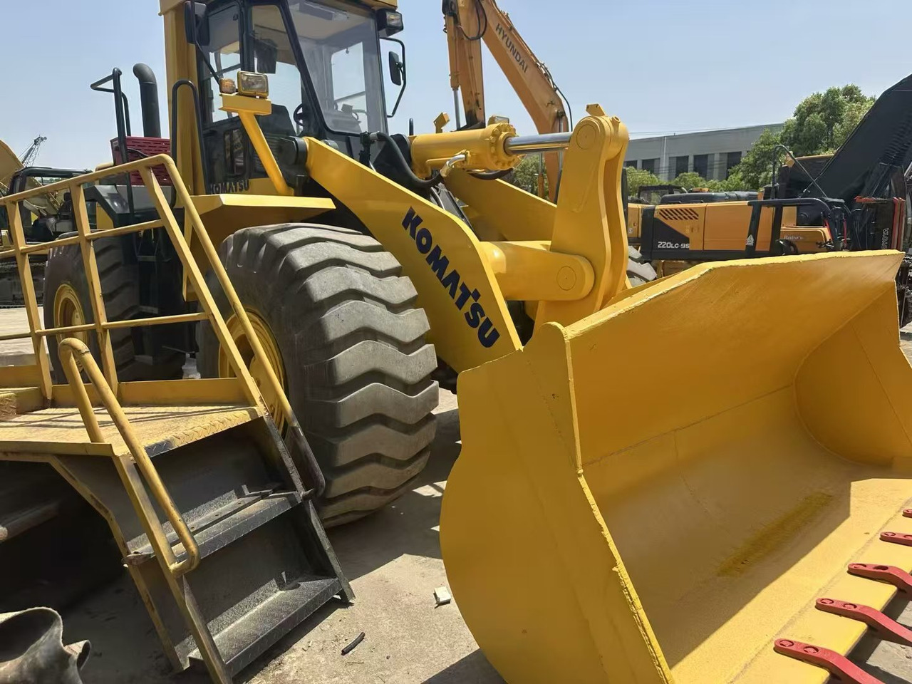 Leasing of KOMATSU WA470 KOMATSU WA470: picture 16 Leasing of KOMATSU WA470 KOMATSU WA470: picture 16
