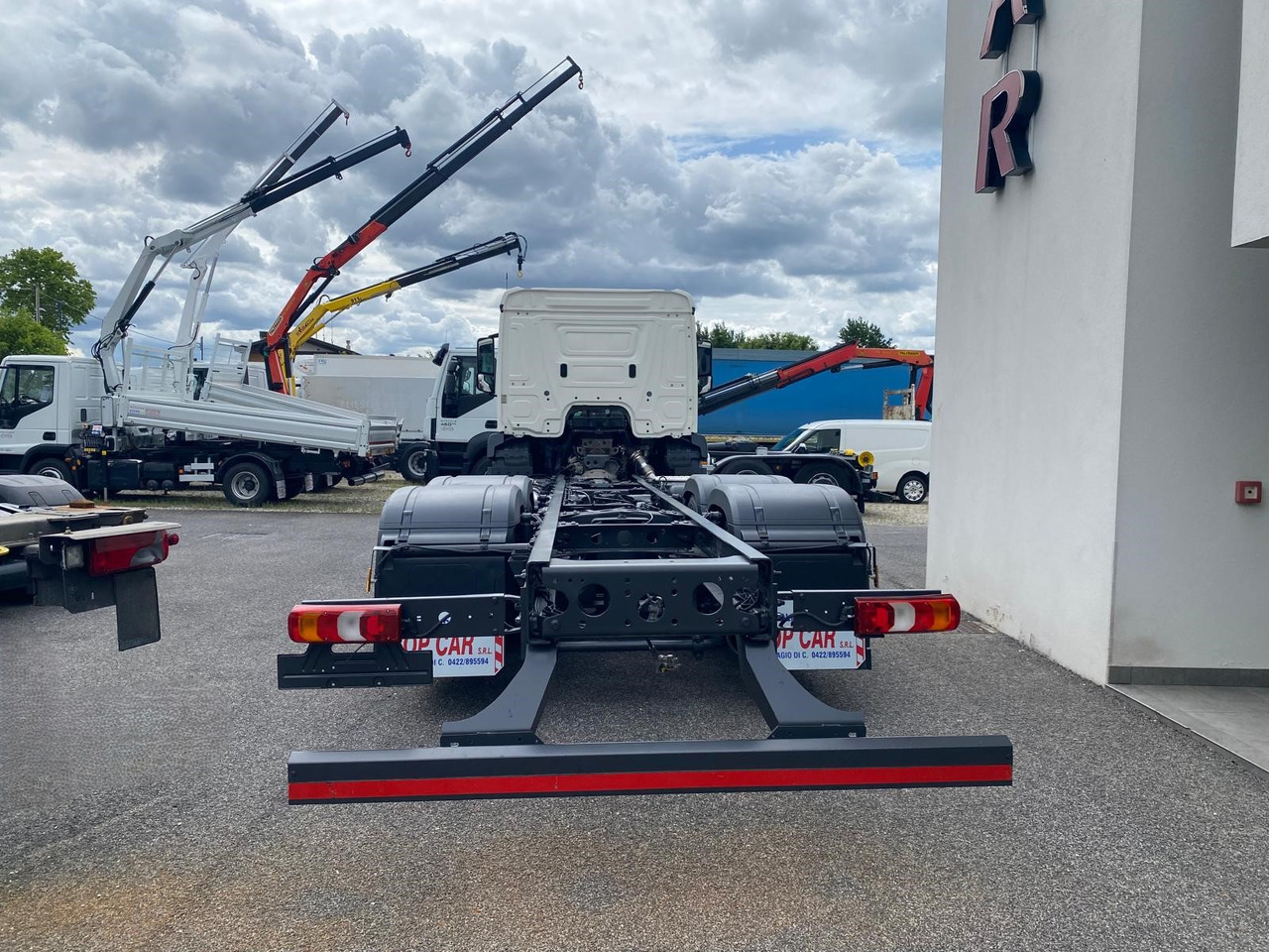 MERCEDES-BENZ ANTOS 25.40 - Cab chassis truck: picture 5 MERCEDES-BENZ ANTOS 25.40 - Cab chassis truck: picture 5