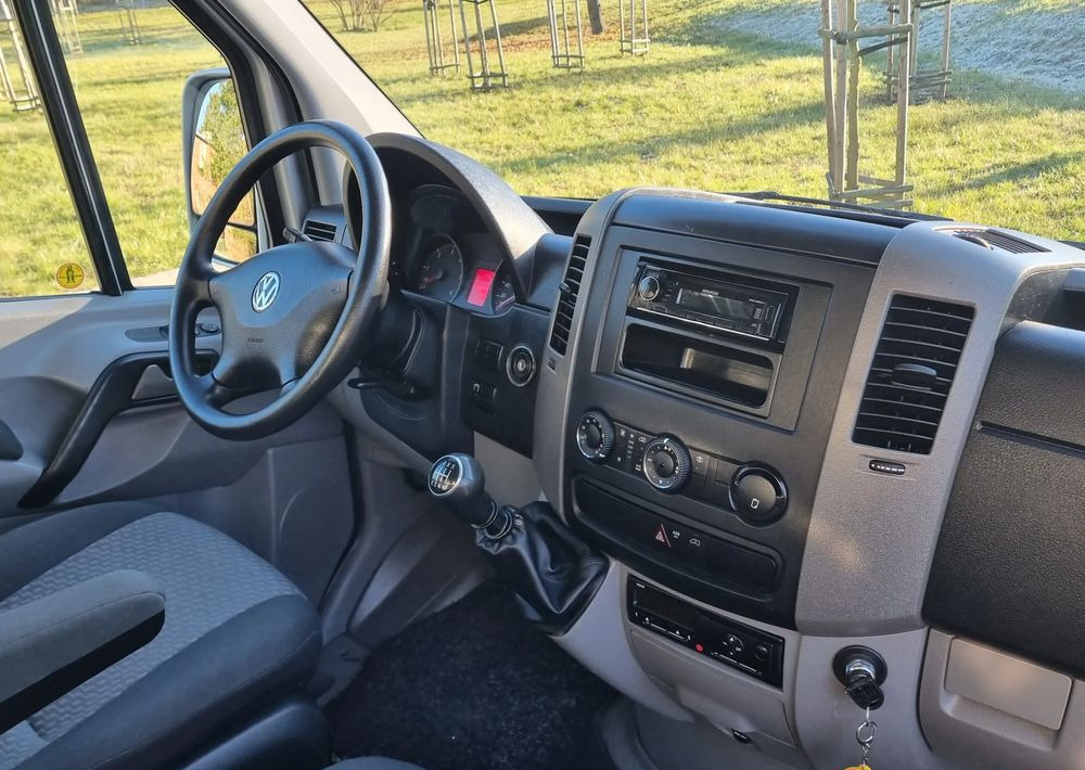 Box van Volkswagen Crafter: picture 16