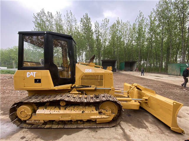 Caterpillar Used D5 Bulldozer , CAT D5g D5h D5k with Ripper , CAT D4h D5h D6h D7h - Bulldozer: picture 3 Caterpillar Used D5 Bulldozer , CAT D5g D5h D5k with Ripper , CAT D4h D5h D6h D7h - Bulldozer: picture 3