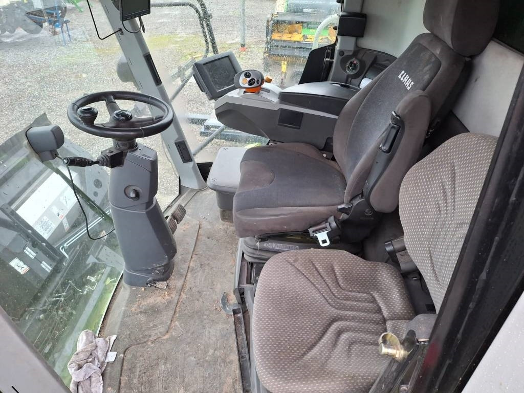 Claas Lexion 740 - Combine harvester: picture 5 Claas Lexion 740 - Combine harvester: picture 5