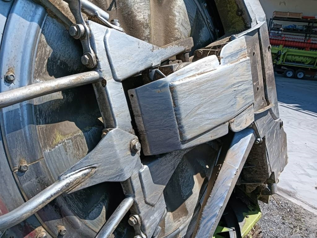 Claas Orbis 600 - Hay and forage equipment: picture 2 Claas Orbis 600 - Hay and forage equipment: picture 2