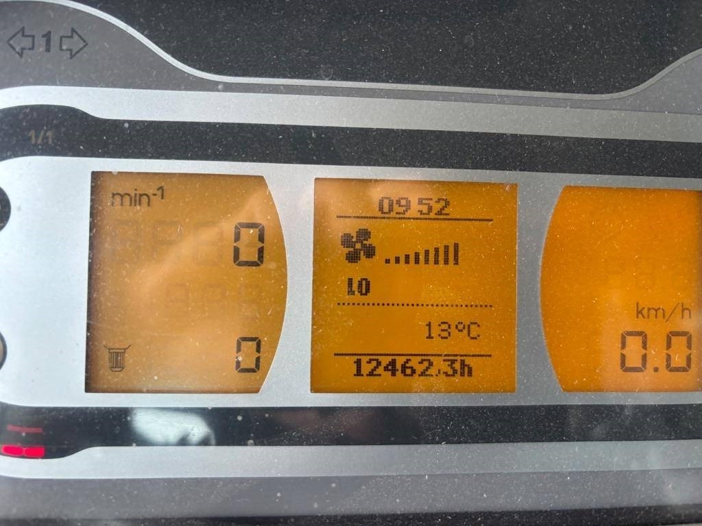 Fendt 927 Vario Profi - Farm tractor: picture 2 Fendt 927 Vario Profi - Farm tractor: picture 2