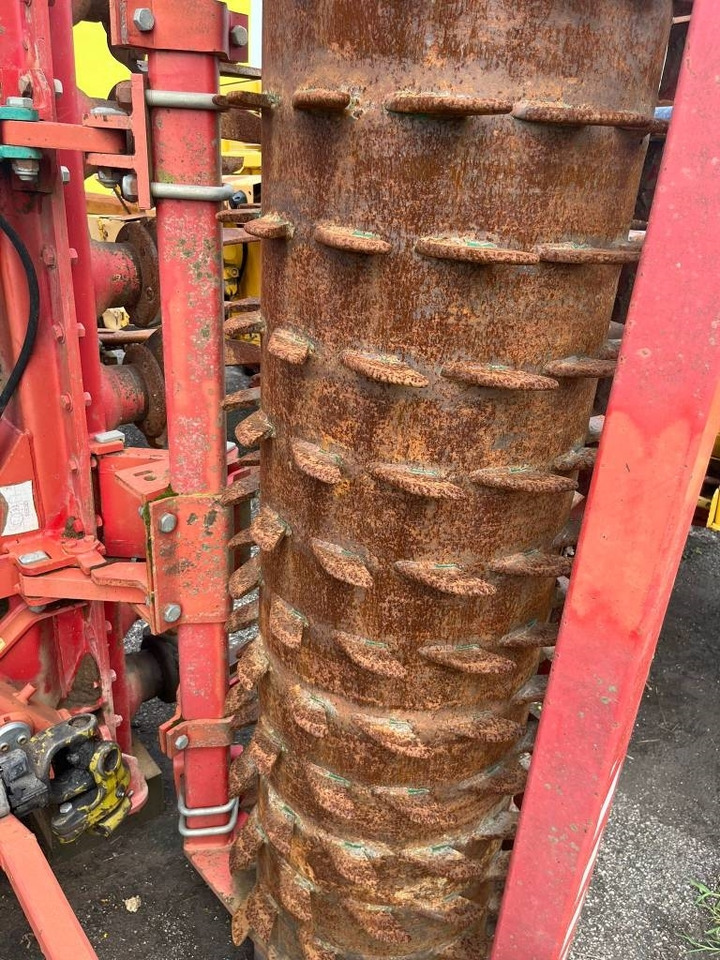 Kverneland NG-H101F30 - Harrow: picture 4 Kverneland NG-H101F30 - Harrow: picture 4