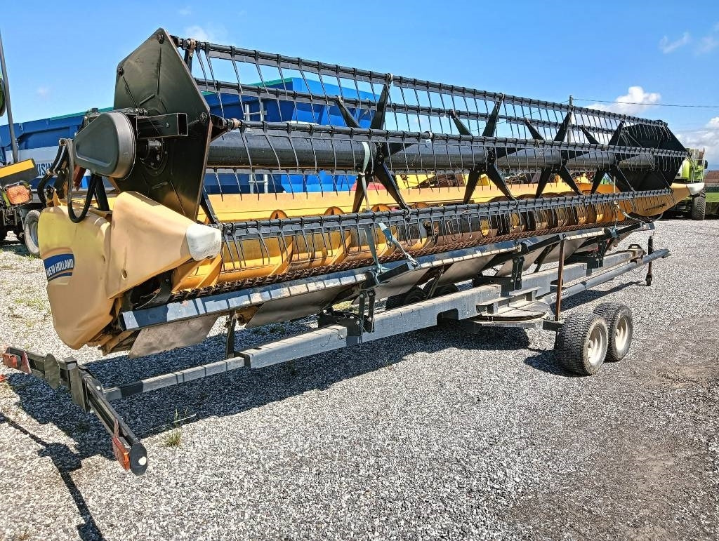 New Holland SOIA FLEX 7 MT  - Harvester attachment: picture 5 New Holland SOIA FLEX 7 MT  - Harvester attachment: picture 5