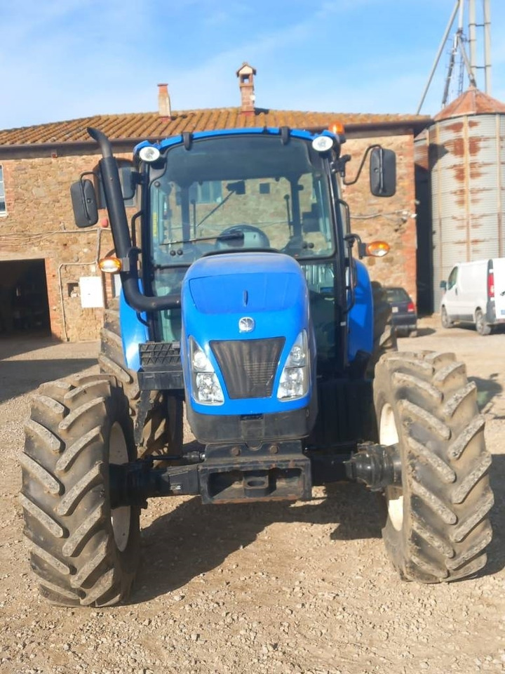 New Holland T 4.85 - Farm tractor: picture 5 New Holland T 4.85 - Farm tractor: picture 5