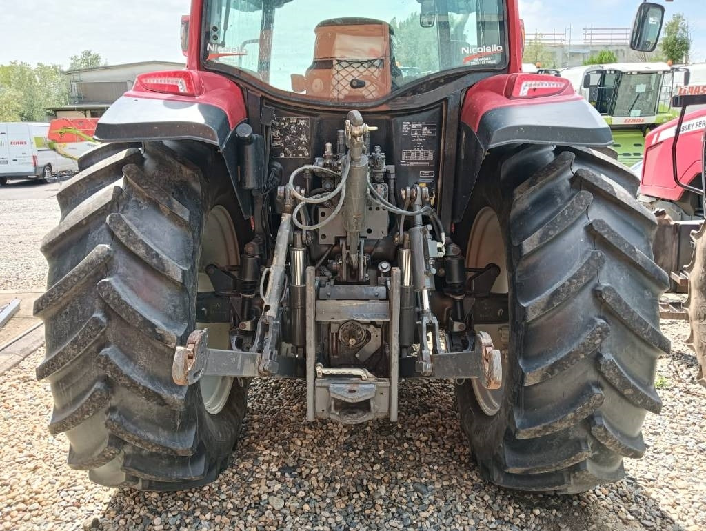 Farm tractor Valtra A 114: picture 6