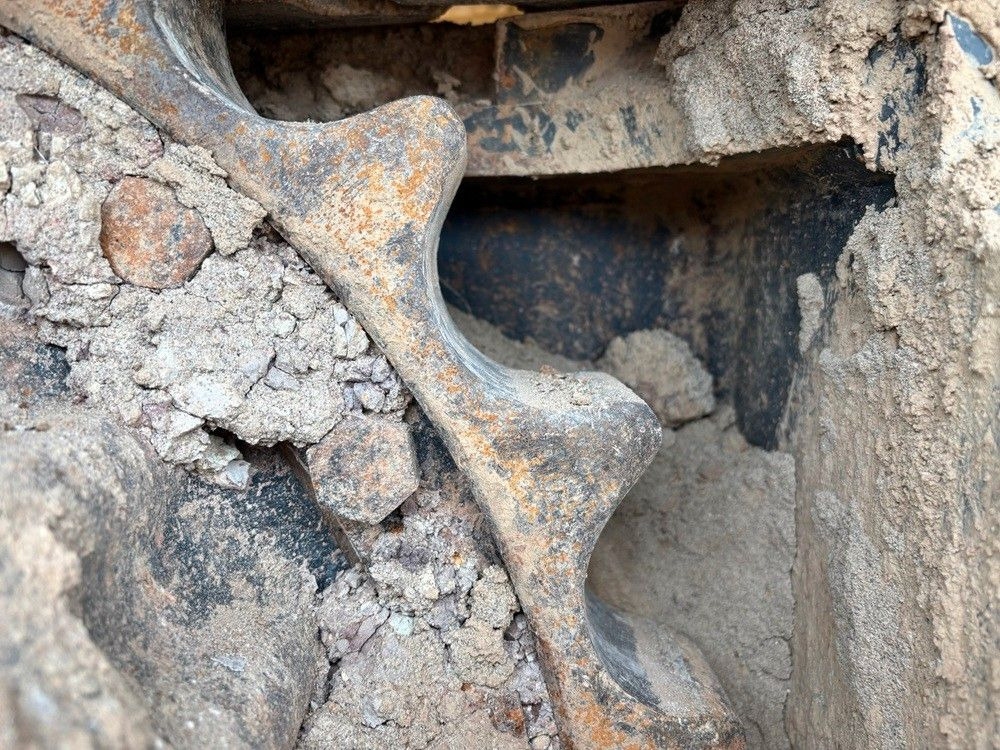 Komatsu PC210LC-11E0 - Crawler excavator: picture 4 Komatsu PC210LC-11E0 - Crawler excavator: picture 4