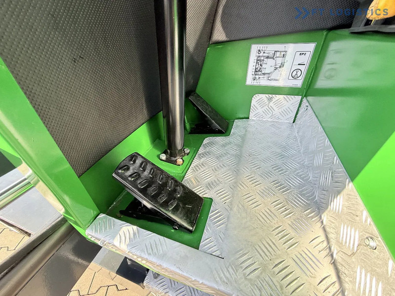 4-way reach truck Combilift C3000 / DIESEL / DUPLEX 4200MM / FREE LIFT / WIDE FORK POSITIONER / FULL CABIN / EXCELLENT CONDITION / Wide range of four-way an: picture 10