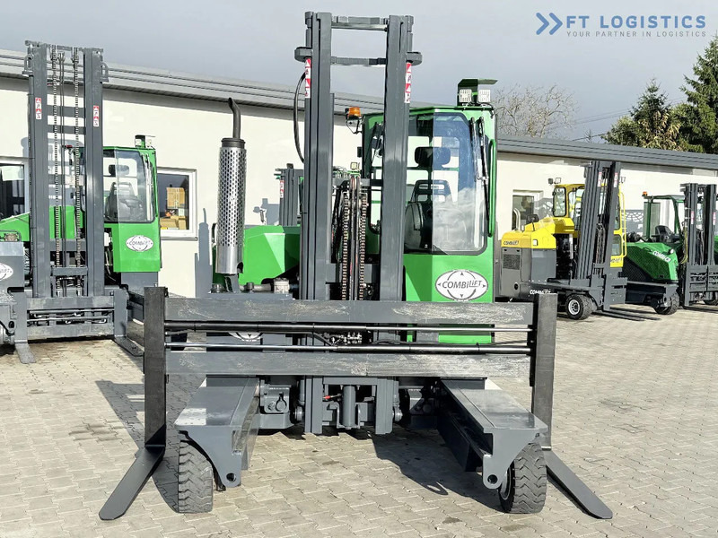 Combilift C3000 / DIESEL / DUPLEX 4200MM / FREE LIFT / WIDE FORK POSITIONER / FULL CABIN / EXCELLENT CONDITION / Wide range of four-way an - 4-way reach truck: picture 4 Combilift C3000 / DIESEL / DUPLEX 4200MM / FREE LIFT / WIDE FORK POSITIONER / FULL CABIN / EXCELLENT CONDITION / Wide range of four-way an - 4-way reach truck: picture 4