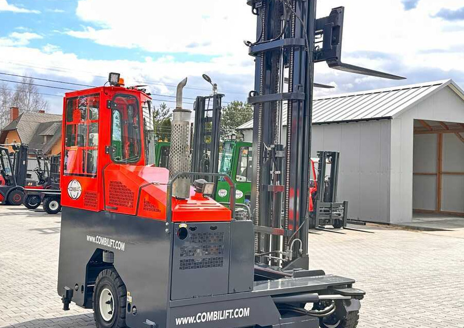 4-way reach truck Combilift C4000 / DIESEL / TRIPLEX / 8400MM / FREE LIFT / SIDESHIFT / LIKE NEW: picture 27
