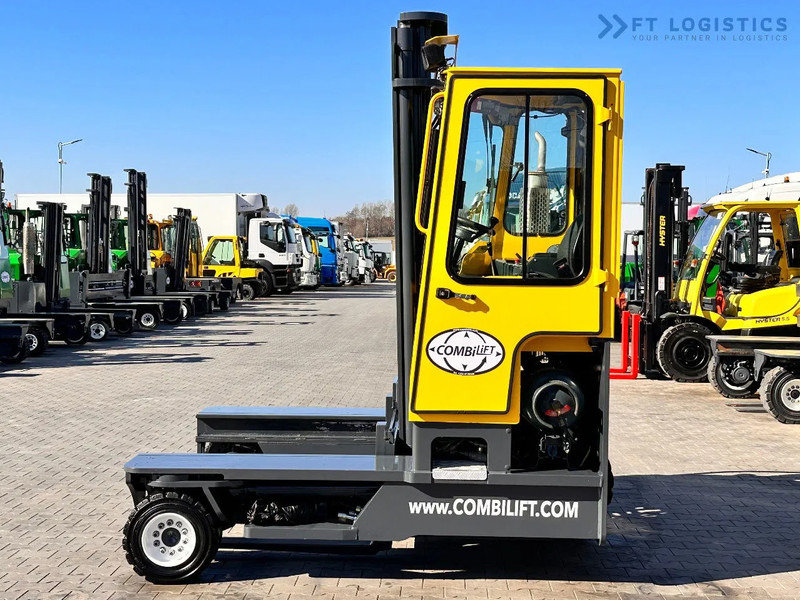 Combilift C4000 / LPG / DUPLEX / 4100MM / SCALE / SIDE SHIFT / LIKE NEW C4000 / LPG / DUPLEX / 4100MM / SCALE / SIDE SHIFT / LIKE NEW - 4-way reach truck: picture 2 Combilift C4000 / LPG / DUPLEX / 4100MM / SCALE / SIDE SHIFT / LIKE NEW C4000 / LPG / DUPLEX / 4100MM / SCALE / SIDE SHIFT / LIKE NEW - 4-way reach truck: picture 2