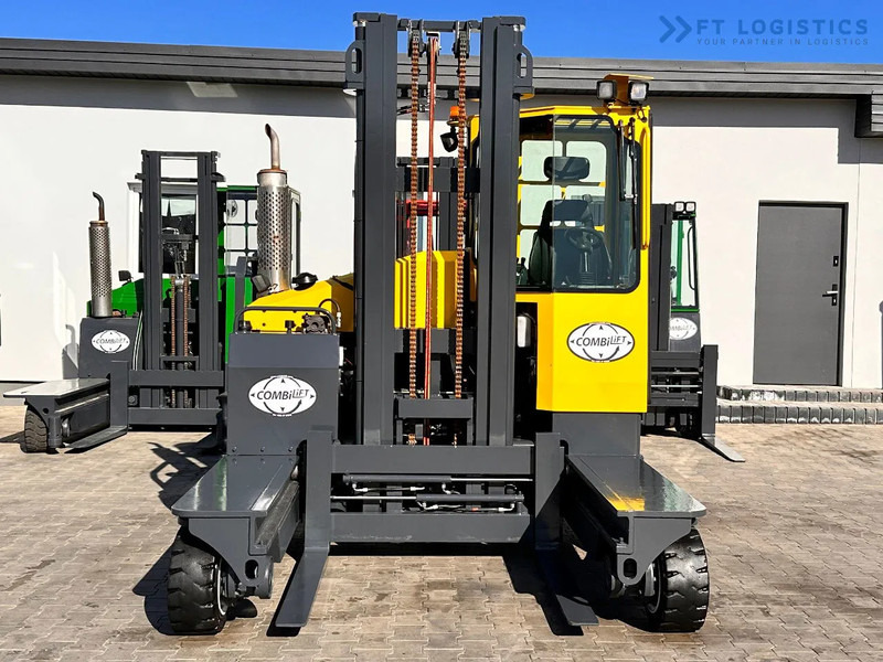 Combilift C4000 / LPG / DUPLEX / 4100MM / SCALE / SIDE SHIFT / LIKE NEW C4000 / LPG / DUPLEX / 4100MM / SCALE / SIDE SHIFT / LIKE NEW - 4-way reach truck: picture 5 Combilift C4000 / LPG / DUPLEX / 4100MM / SCALE / SIDE SHIFT / LIKE NEW C4000 / LPG / DUPLEX / 4100MM / SCALE / SIDE SHIFT / LIKE NEW - 4-way reach truck: picture 5