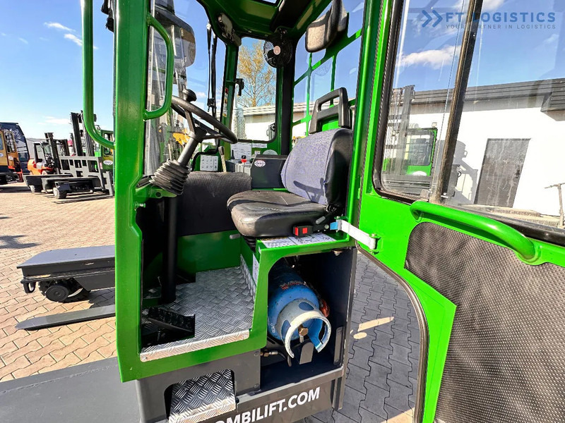 4-way reach truck Combilift C4000 / TRIPLEX / 4900MM / LPG / FREE LIFT / FORK SHIFT / LIKE NEW C4000 / TRIPLEX / 4900MM / LPG / FREE LIFT / FORK SHIFT / LIK: picture 11 4-way reach truck Combilift C4000 / TRIPLEX / 4900MM / LPG / FREE LIFT / FORK SHIFT / LIKE NEW C4000 / TRIPLEX / 4900MM / LPG / FREE LIFT / FORK SHIFT / LIK: picture 11