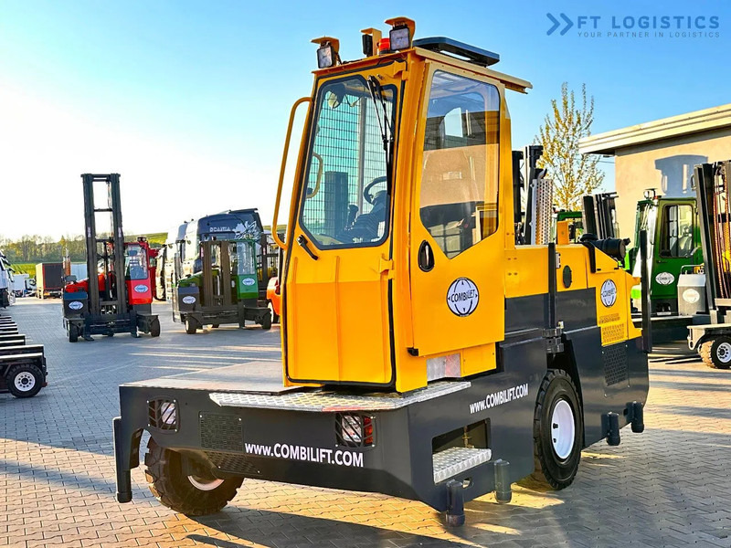 Combilift C5000SL / 5T / DUPLEX – 4000 MM / FREE LIFT / LPG / LIKE NEW!!! C5000SL / 5T / DUPLEX – 4000 MM / FREE LIFT / LPG / LIKE NEW!!! - 4-way reach truck: picture 3 Combilift C5000SL / 5T / DUPLEX – 4000 MM / FREE LIFT / LPG / LIKE NEW!!! C5000SL / 5T / DUPLEX – 4000 MM / FREE LIFT / LPG / LIKE NEW!!! - 4-way reach truck: picture 3