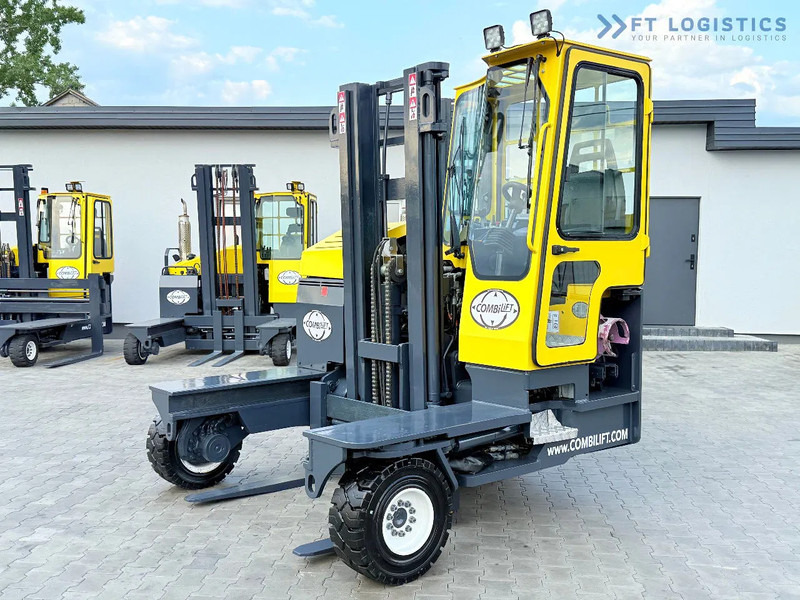 Combilift COMBILIFT C3000XL LARGE CABIN – DUPLEX 3200mm – Year 2015 – LPG – FREE LIFT – SIDESHIFT – CONDITION 5/5 COMBILIFT C3000XL LARGE - 4-way reach truck: picture 1 Combilift COMBILIFT C3000XL LARGE CABIN – DUPLEX 3200mm – Year 2015 – LPG – FREE LIFT – SIDESHIFT – CONDITION 5/5 COMBILIFT C3000XL LARGE - 4-way reach truck: picture 1