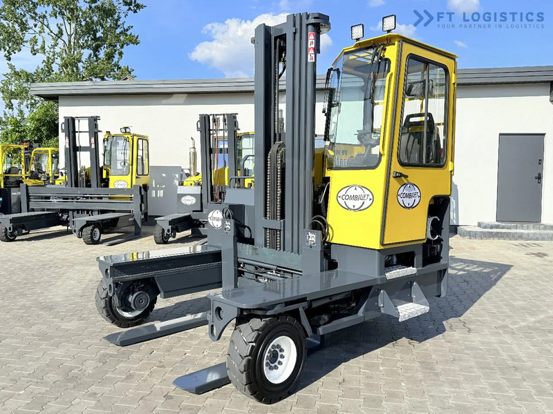 Combilift Combilift C5000XL / GAS / TRIPLEX 6000MM / FREE LIFT / FORK POSITIONER / HEATING / TELESCOPIC FORKS 1200/2000MM / FULL HEATED CA - 4-way reach truck: picture 4 Combilift Combilift C5000XL / GAS / TRIPLEX 6000MM / FREE LIFT / FORK POSITIONER / HEATING / TELESCOPIC FORKS 1200/2000MM / FULL HEATED CA - 4-way reach truck: picture 4